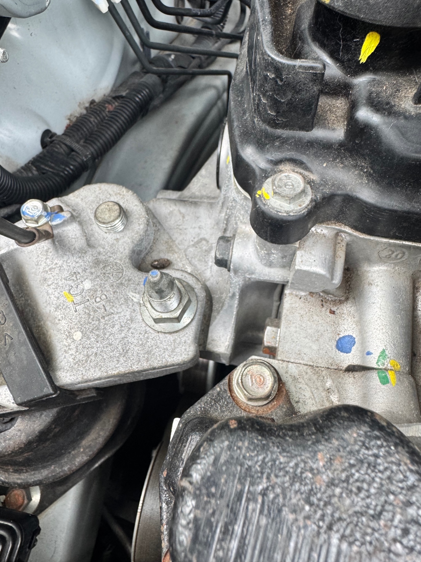 Honda Brio RS 2020 - Khoang động cơ 5