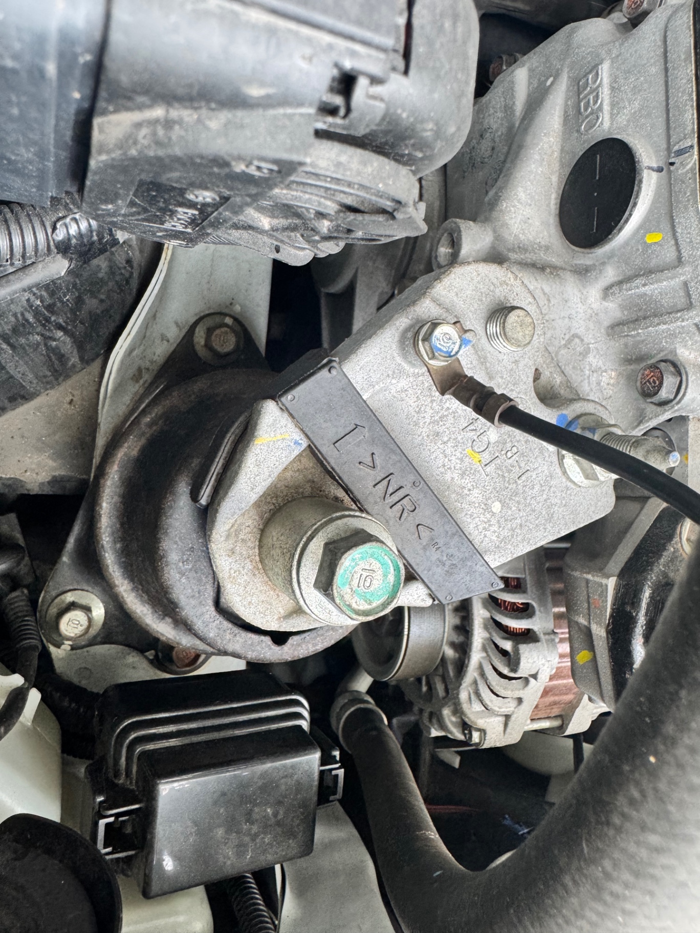 Honda Brio RS 2020 - Khoang động cơ 2