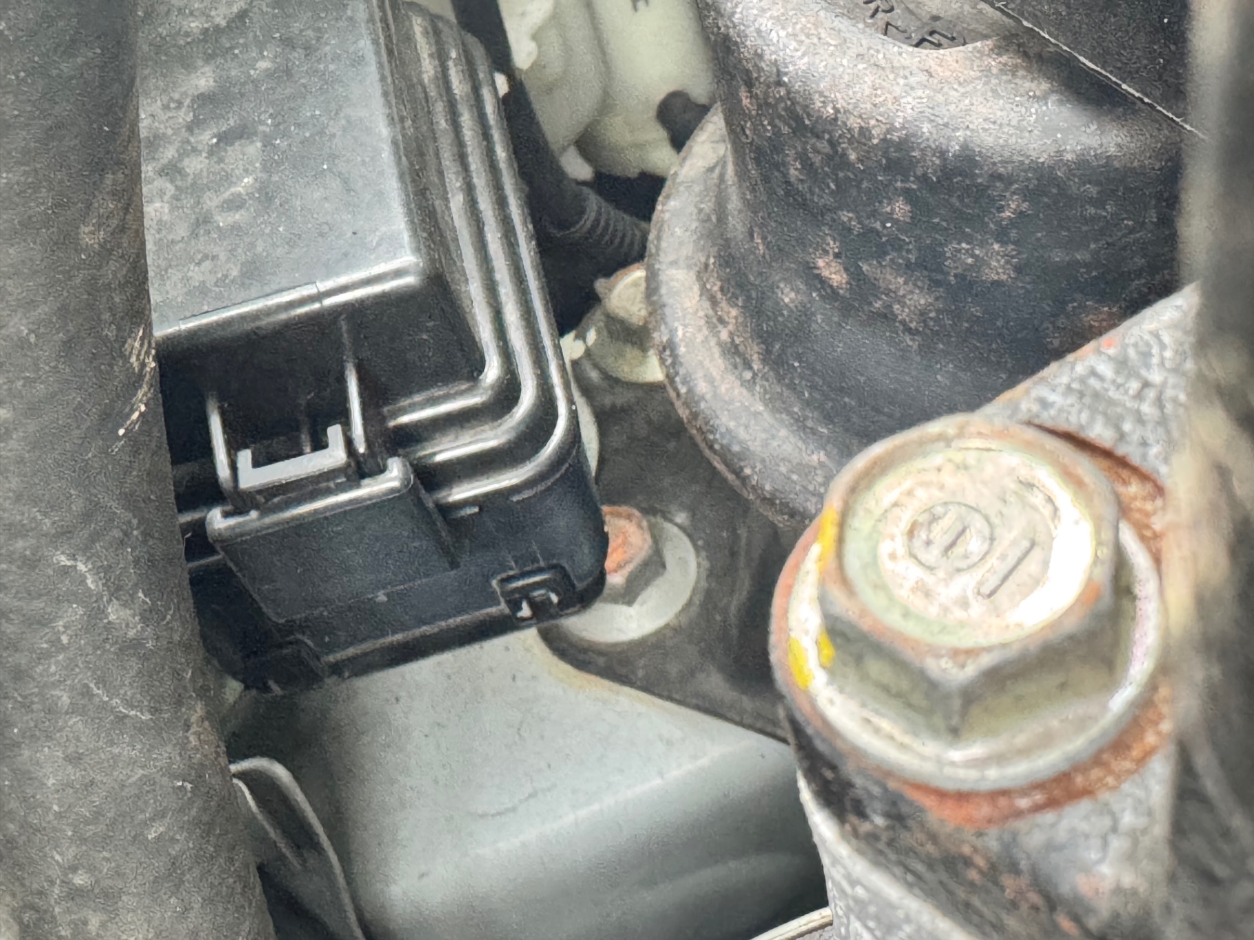 Honda Brio RS 2020 - Khoang động cơ 1