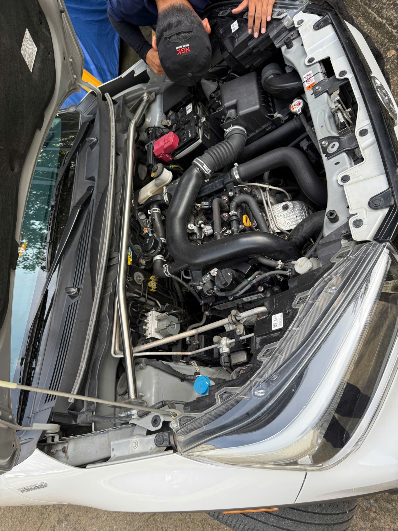 TOYOTA RAIZE 1.0 TURBO 2021 - Khoang động cơ 1