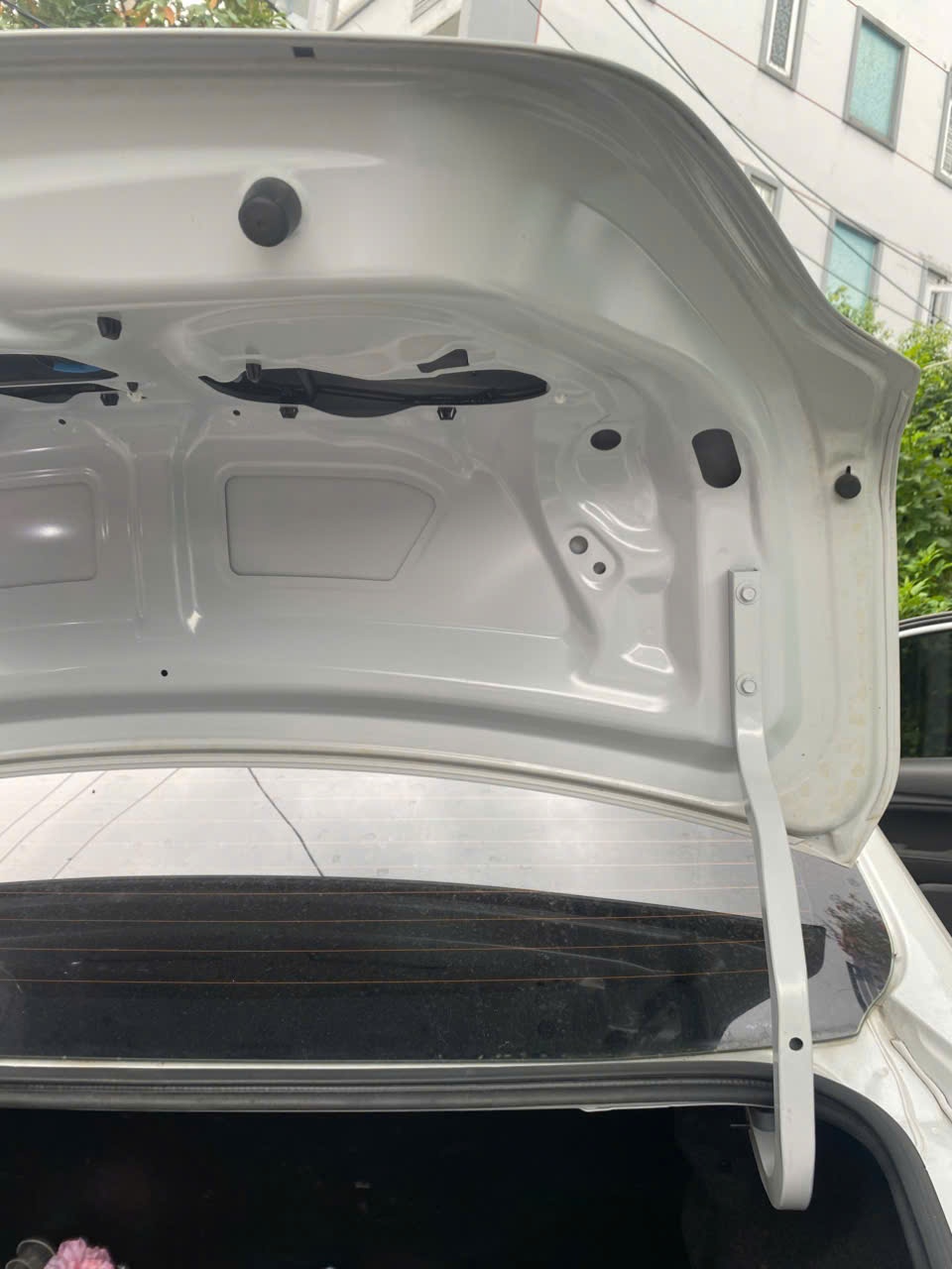 Mitsubishi Attrage 1.2 CVT 2022 - Khoang động cơ 1
