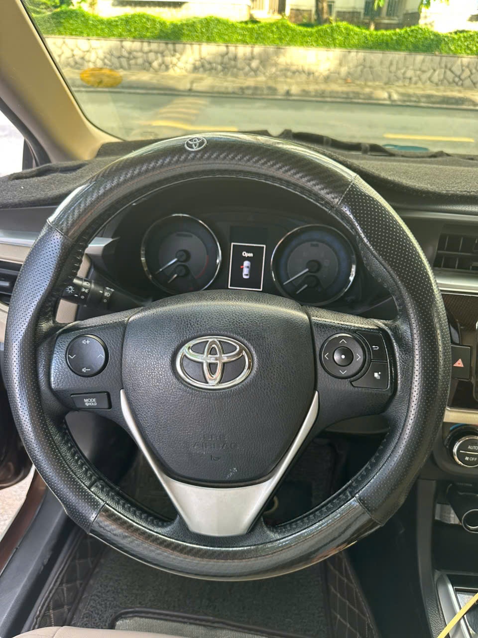 Toyota Corolla altis 1.8G AT 2017 - Nội thất 1