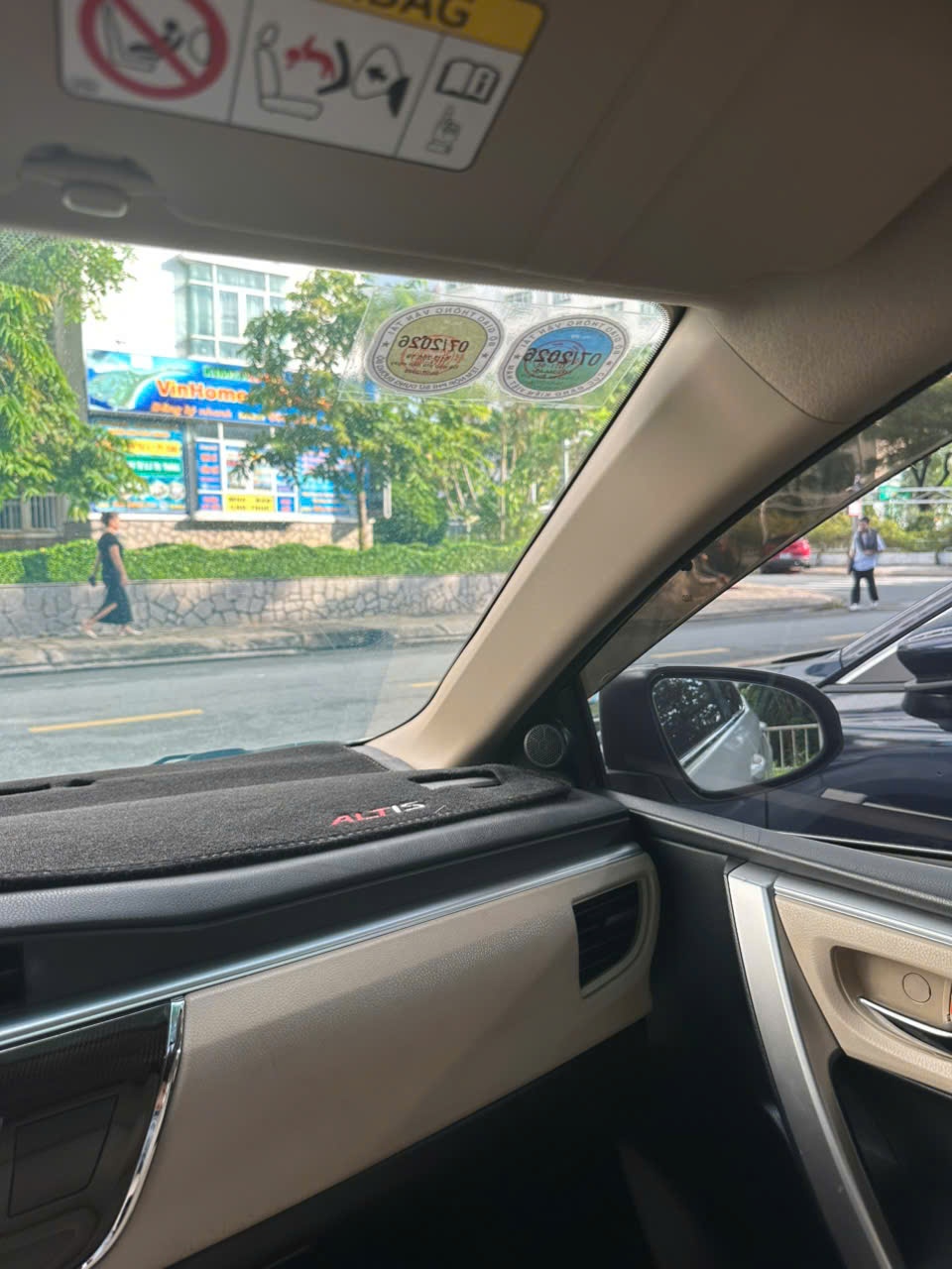 Toyota Corolla altis 1.8G AT 2017 - Nội thất 5
