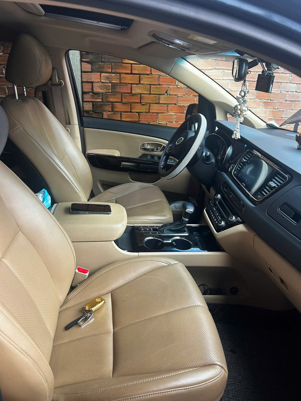 Kia Sedona 2.2 DAT Luxury 2021 - Nội thất 30