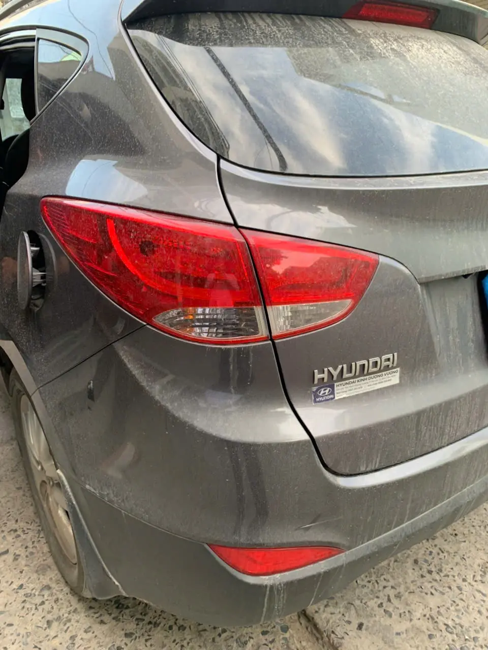 Hyundai Tucson 2.0 AT 4WD 2011 - Ngoại thất 4