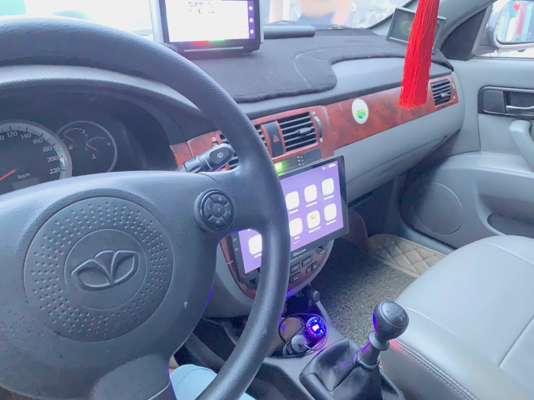 Daewoo Lacetti Max 1.8 MT 2004 - Nội thất 2