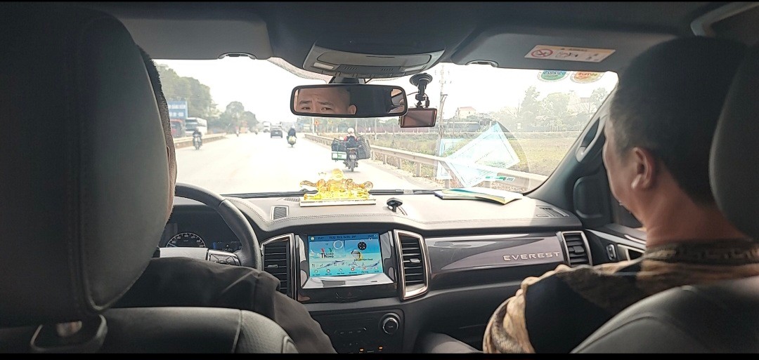 Ford Everest Titanium 2.0L 4x2 AT 2021 - Nội thất 2