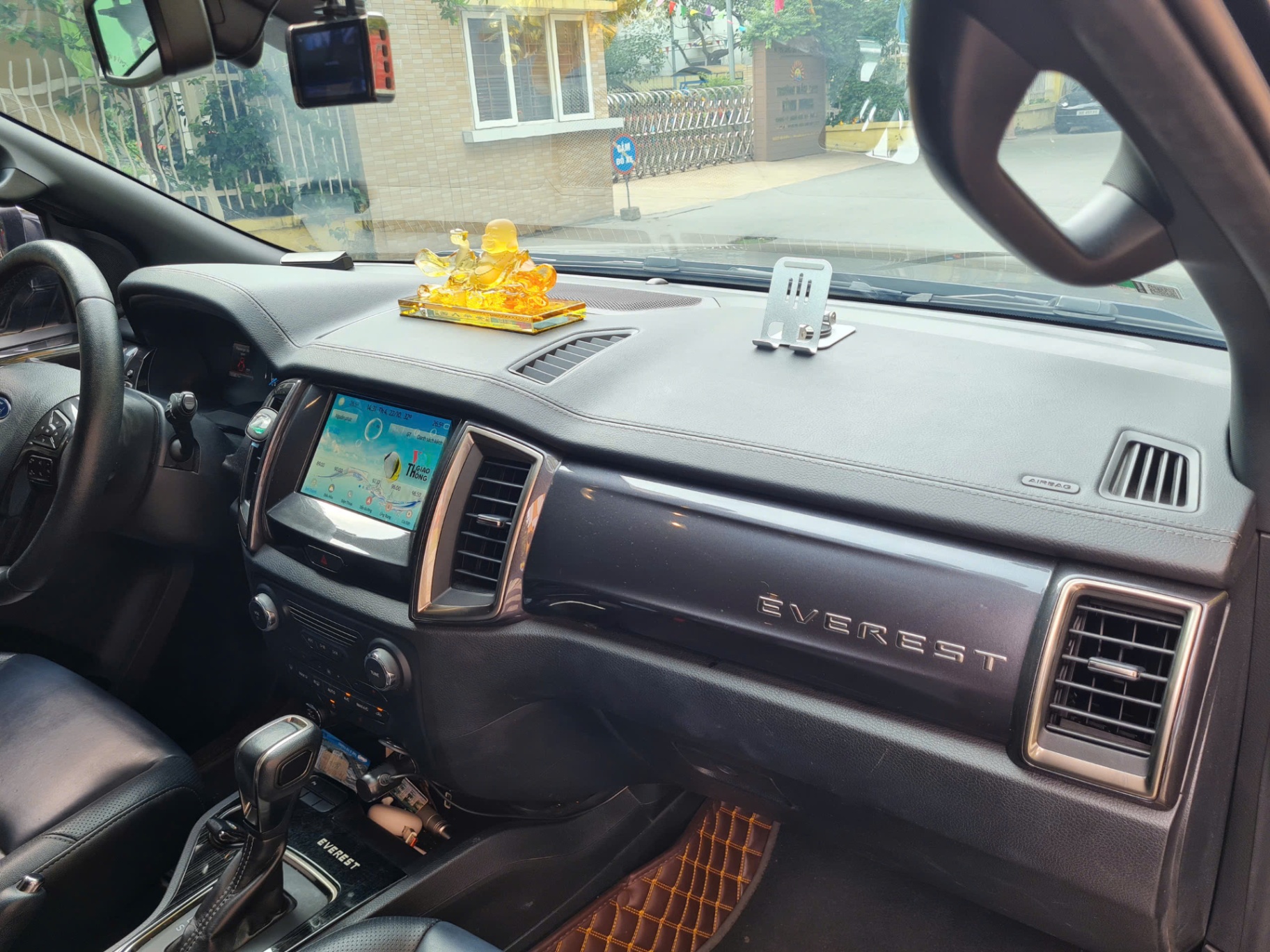 Ford Everest Titanium 2.0L 4x2 AT 2021 - Nội thất 5