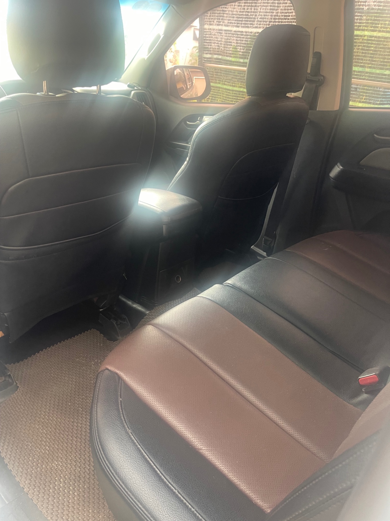 Chevrolet Colorado LT 2.5L 4x2 MT 2018 - Nội thất 4