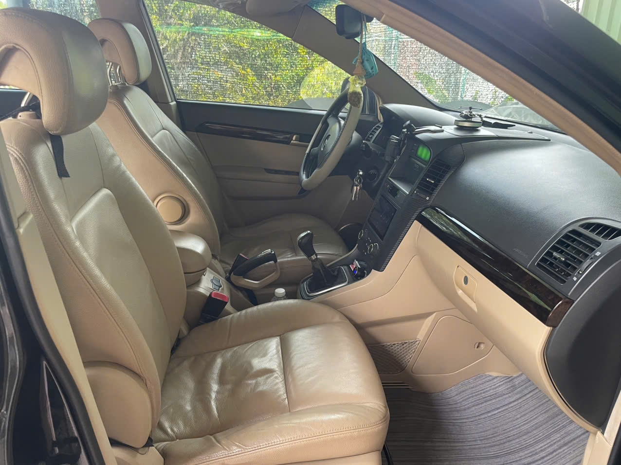 Chevrolet Captiva LT 2.4 MT 2008 - Nội thất 11