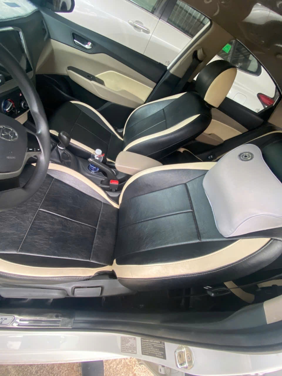 Hyundai Accent 1.4 MT Tiêu Chuẩn 2022 - Nội thất 1