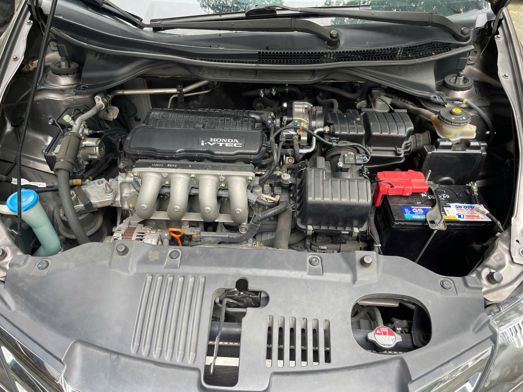 Honda City 1.5 AT 2013 - Khoang động cơ 2