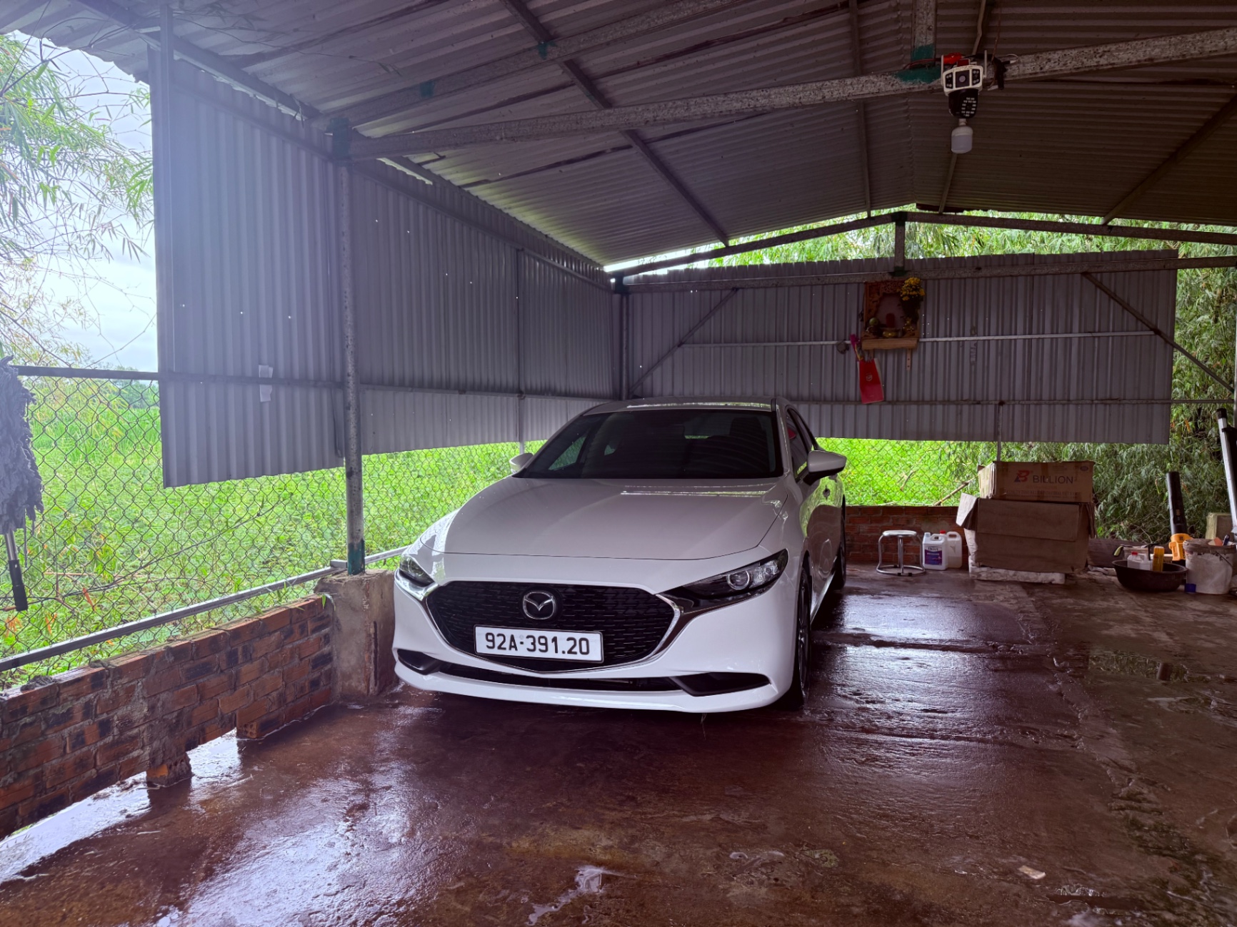 Mazda 3 1.5L Deluxe 2024