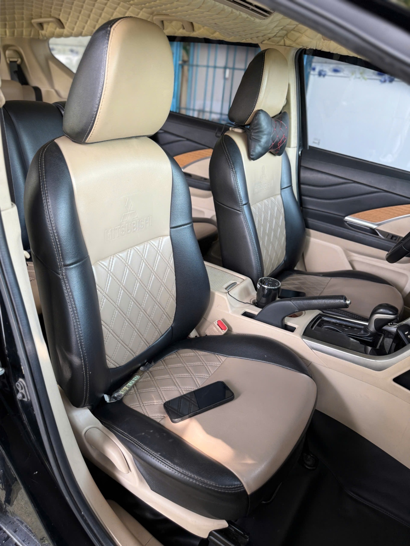 Mitsubishi Xpander 1.5 AT 2019 - Nội thất 5