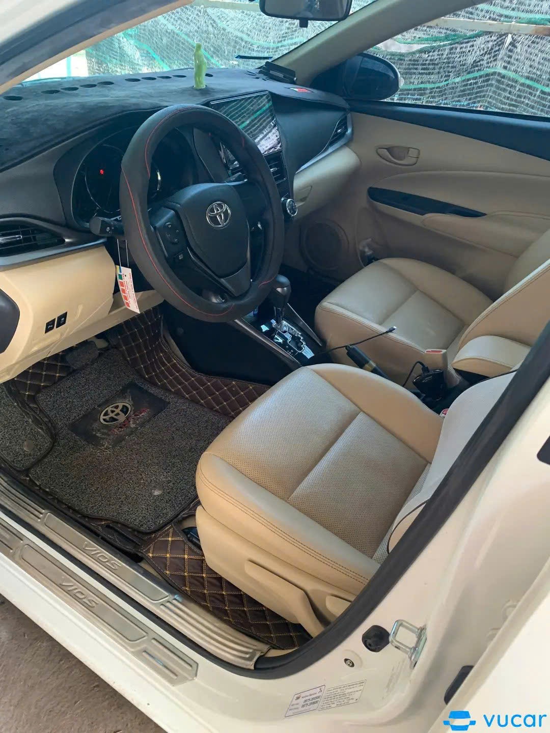 Toyota Vios E CVT 2022 - Nội thất 8