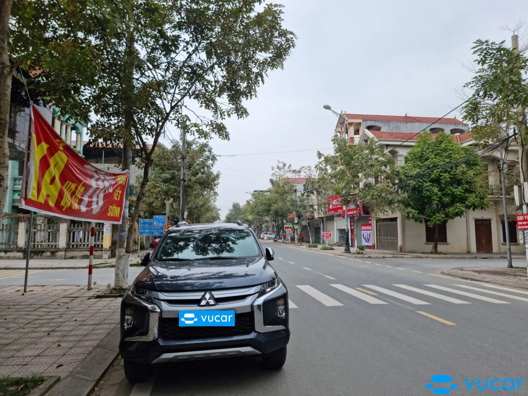Mitsubishi Triton 4x2 AT Mivec 2021 - Ngoại thất 1
