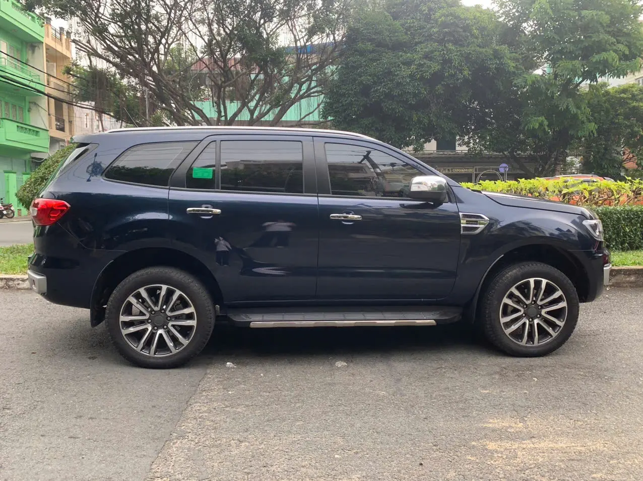 Ford Everest 2021 Titanium 2.0L 4x2 AT - Ngoại thất 7