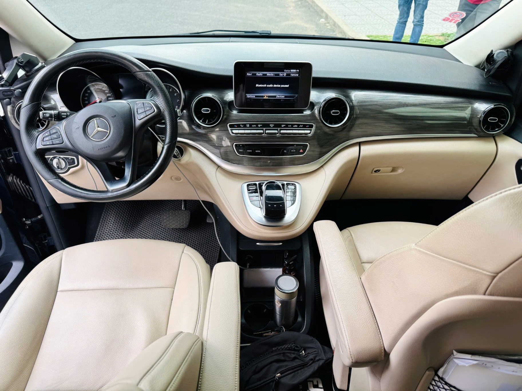 Mercedes Benz V class V250 Luxury 2020 - Nội thất 1