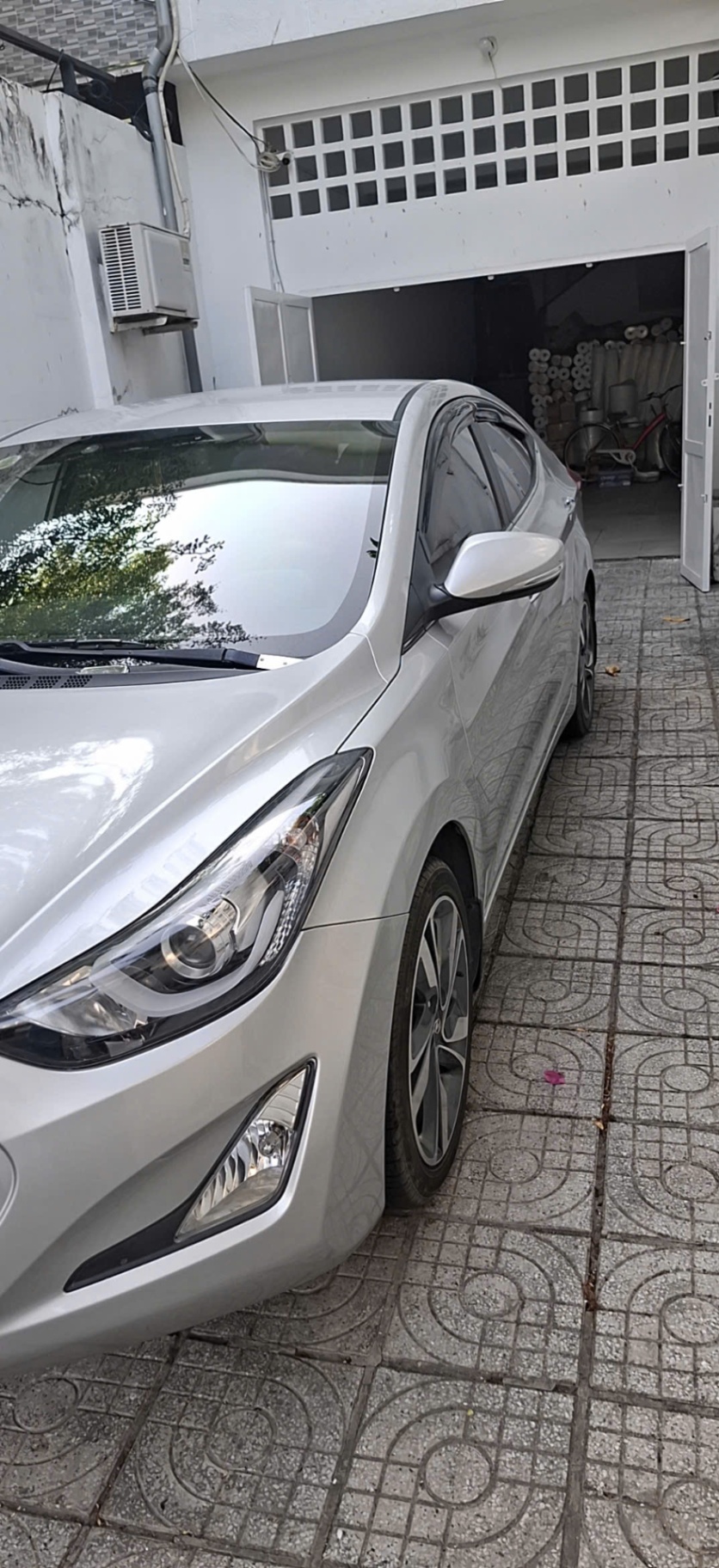Hyundai Elantra 1.6 at 2014 - Ngoại thất 6