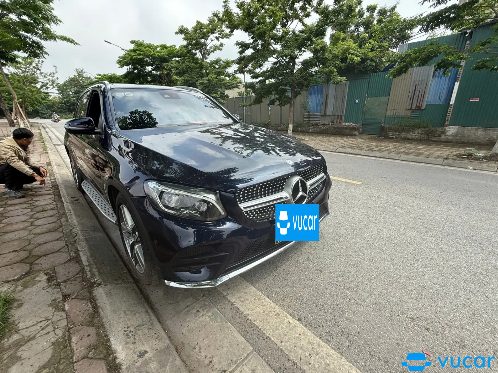 Mercedes Benz GLC300 - Ngoại thất 6