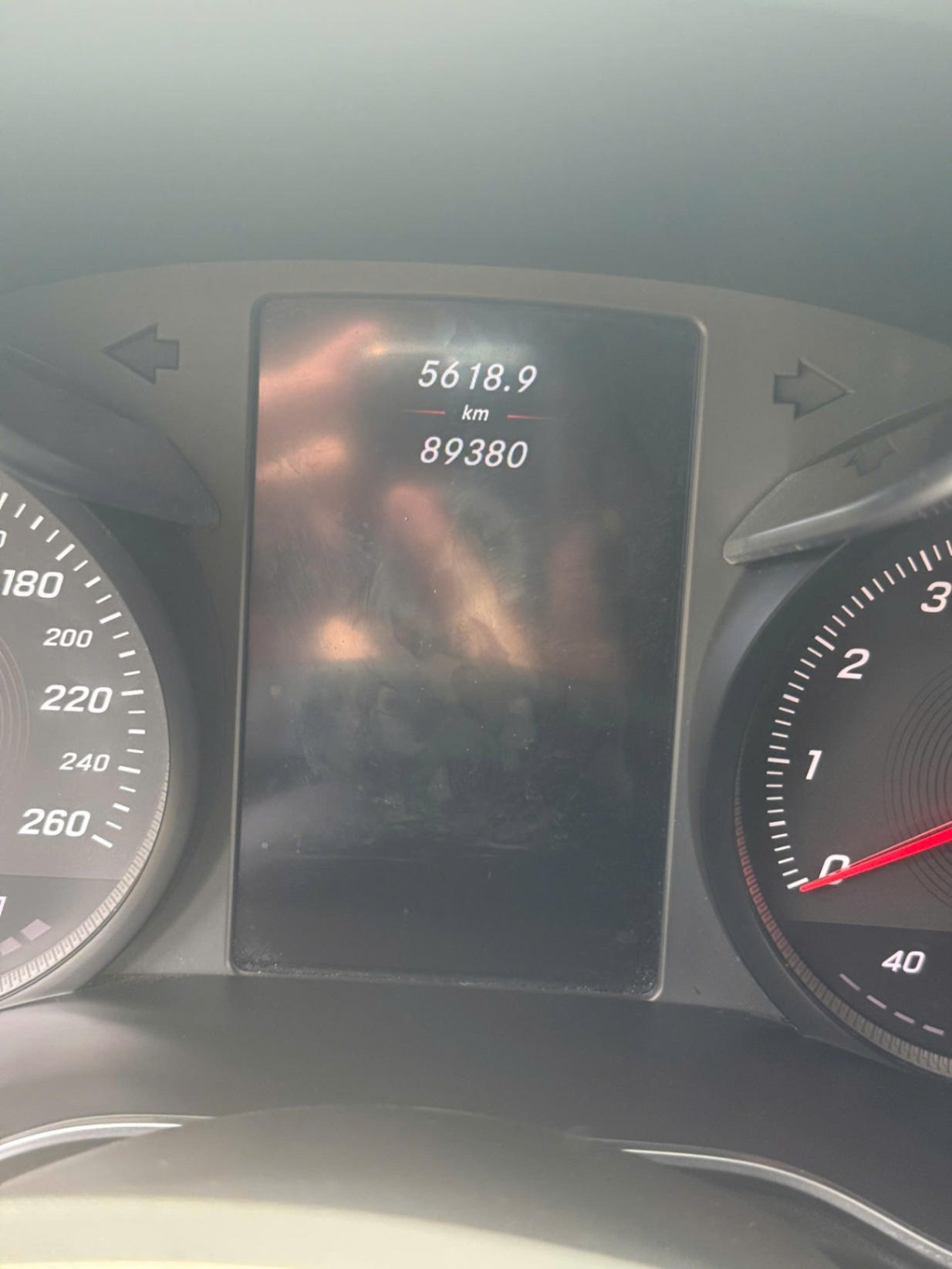 Mercedes Benz GLC300 - Nội thất 4