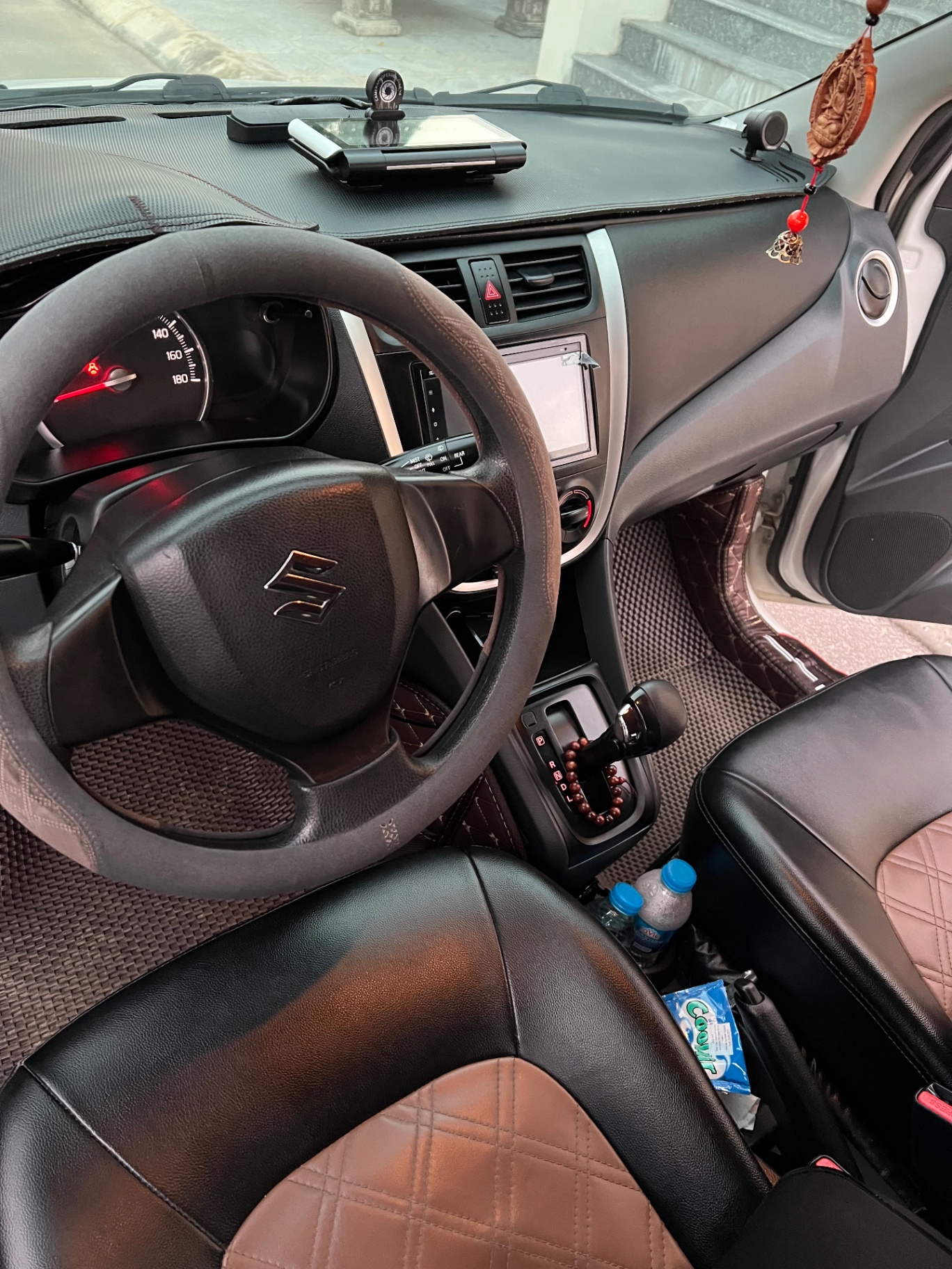 Suzuki Celerio 1.0 AT 2019 - Nội thất 1