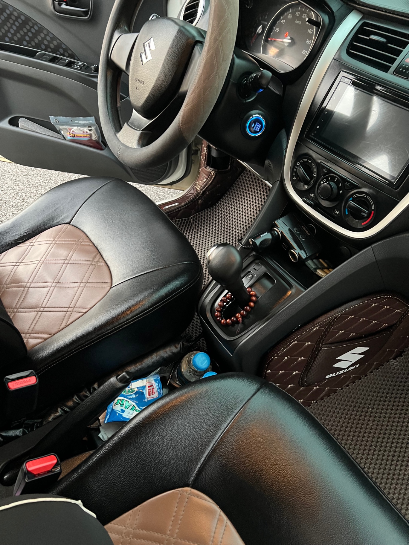 Suzuki Celerio 1.0 AT 2019 - Nội thất 4