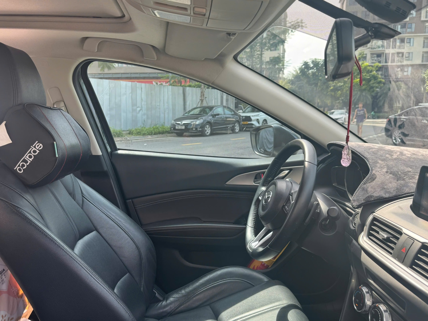 Mazda 3 1.5L Luxury 2019 - Nội thất 9