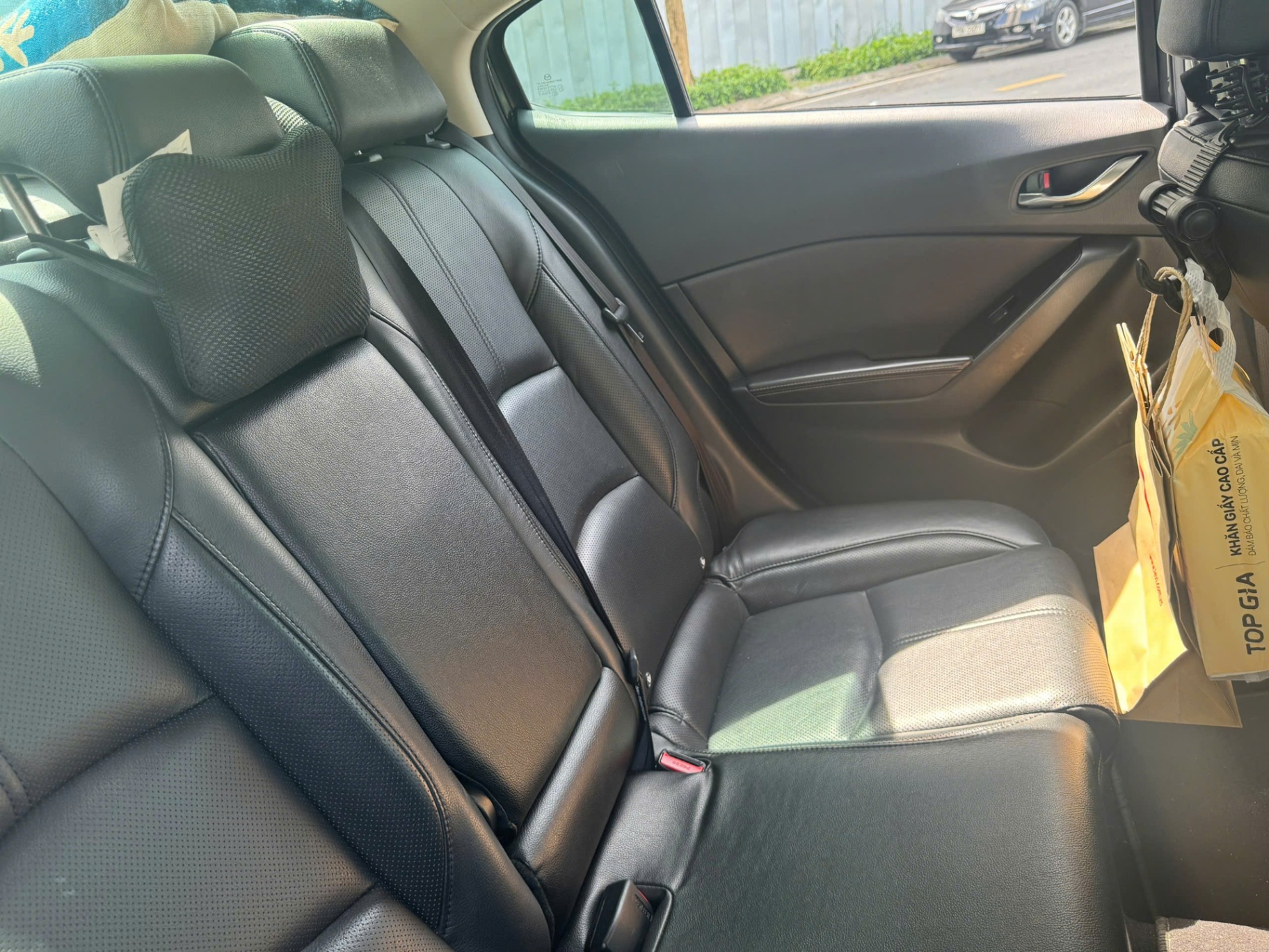 Mazda 3 1.5L Luxury 2019 - Nội thất 10