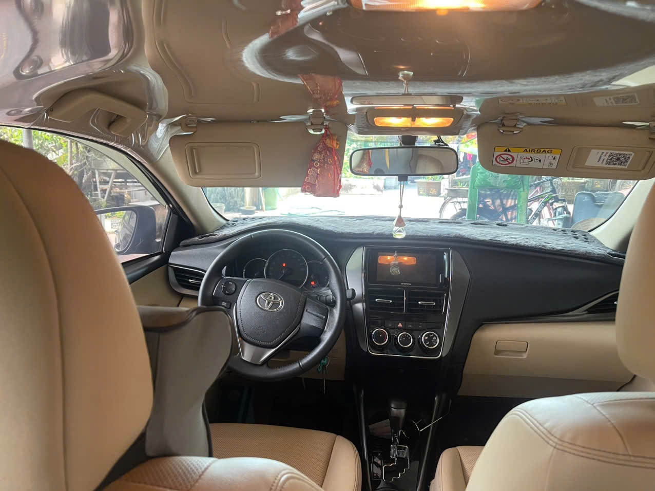 Toyota Vios E CVT 2022 - Nội thất 6