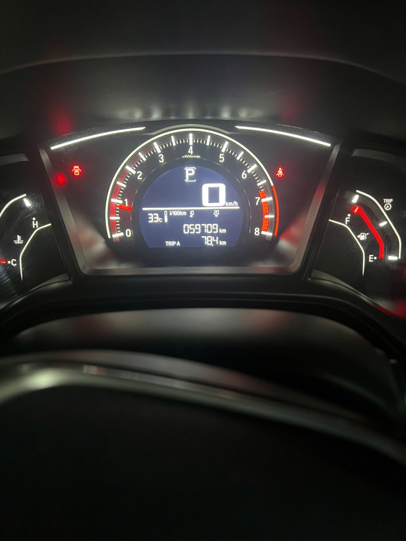 Honda Civic 1.8E AT 2019 - Nội thất 1