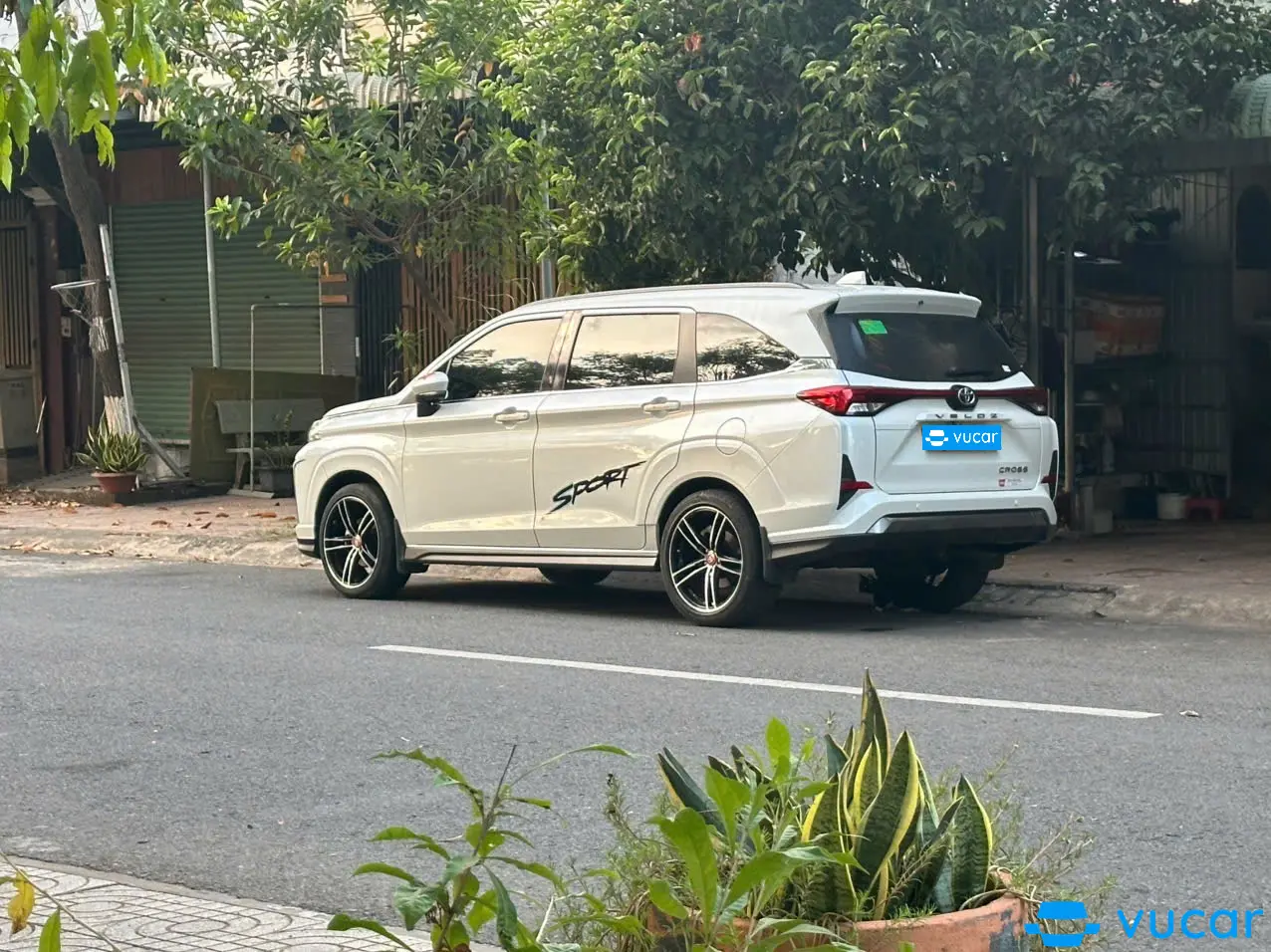 Toyota Veloz Cross 1.5 CVT 2023 - Ngoại thất 8
