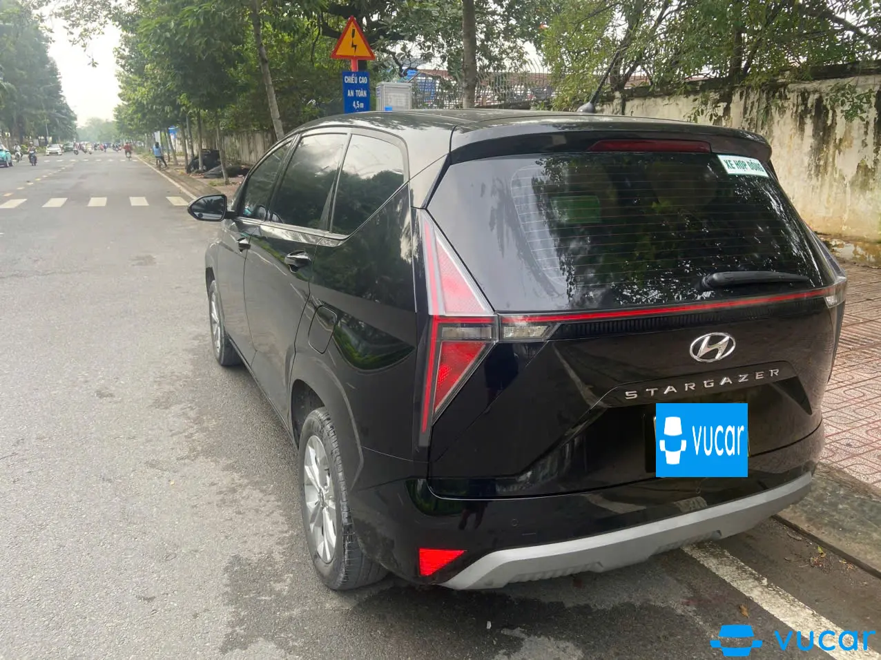 Hyundai Stargazer 1.5 AT Tiêu Chuẩn 2025 - Ngoại thất 2
