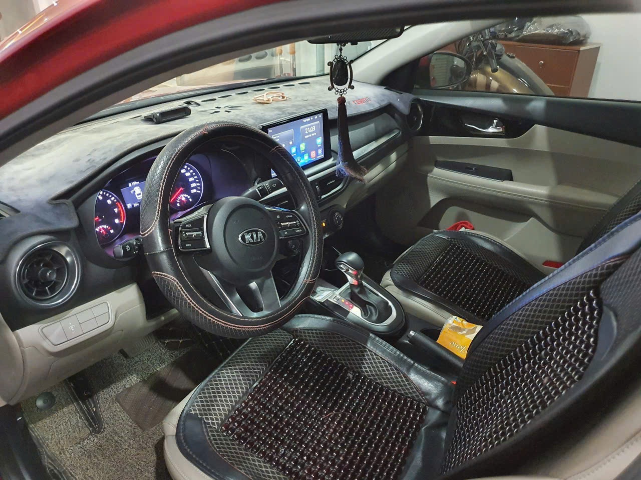 Kia Cerato 1.6AT Deluxe 2019 - Nội thất 1