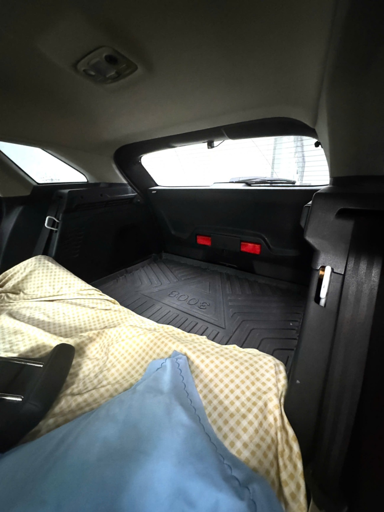 Peugeot 3008 Active 1.6 AT 2020 - Nội thất 3