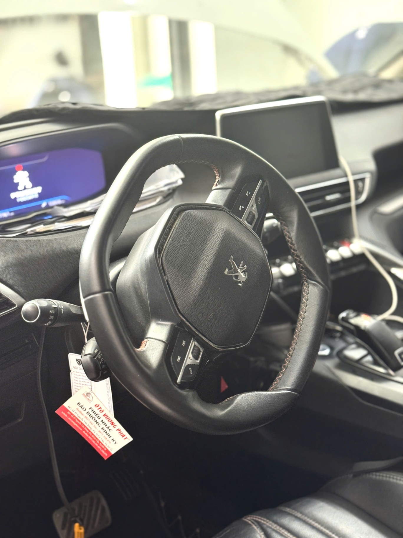 Peugeot 3008 Active 1.6 AT 2020 - Nội thất 1