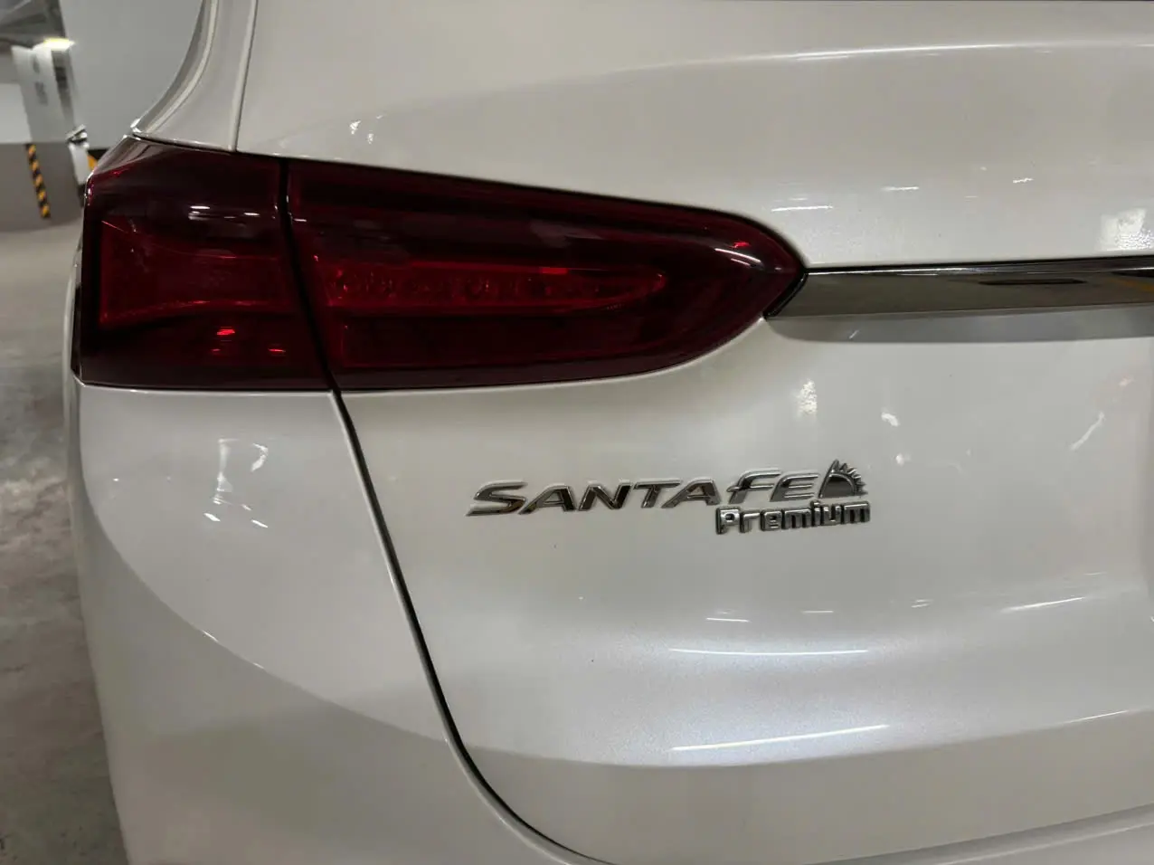 Hyundai SantaFe Premium 2.2L HTRAC 2019 - Ngoại thất 5
