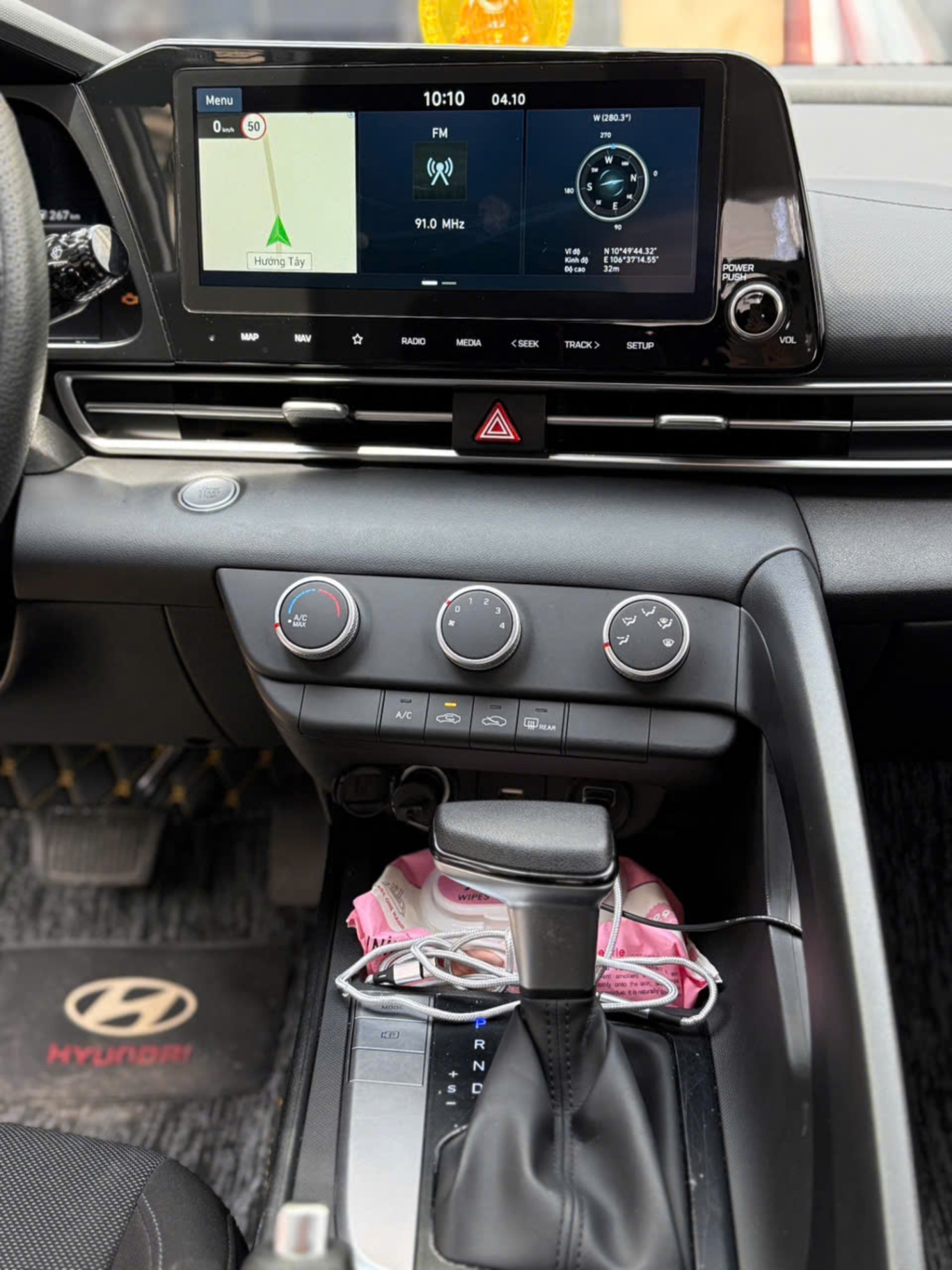 Hyundai Elantra 1.6 AT Tiêu chuẩn 2022 - Nội thất 7