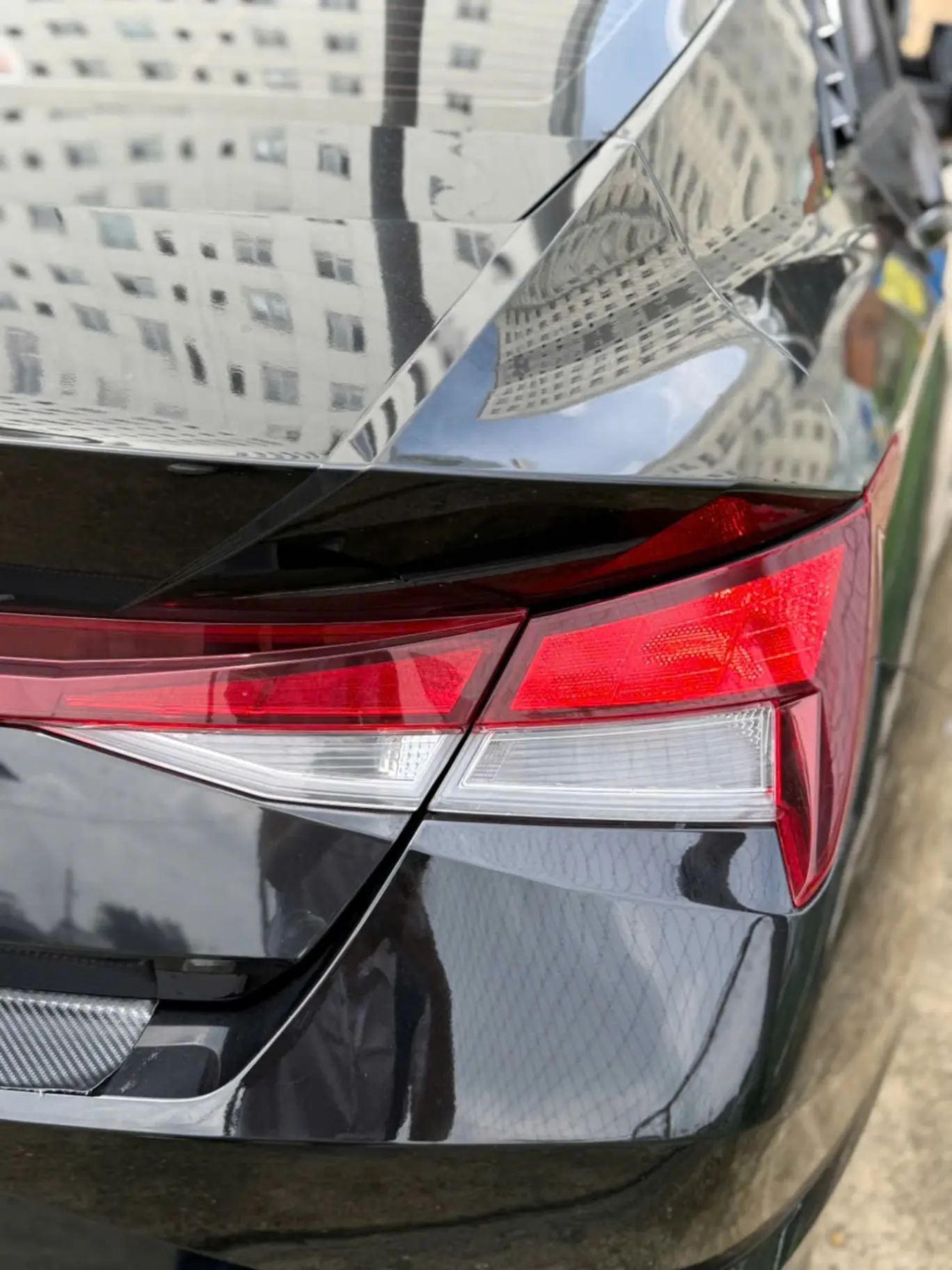 Hyundai Elantra 1.6 AT Tiêu chuẩn 2022 - Ngoại thất 5