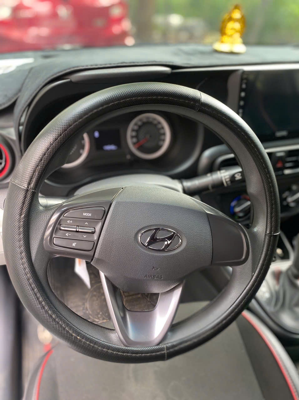 Hyundai I10 1.2 AT 2023 - Nội thất 3