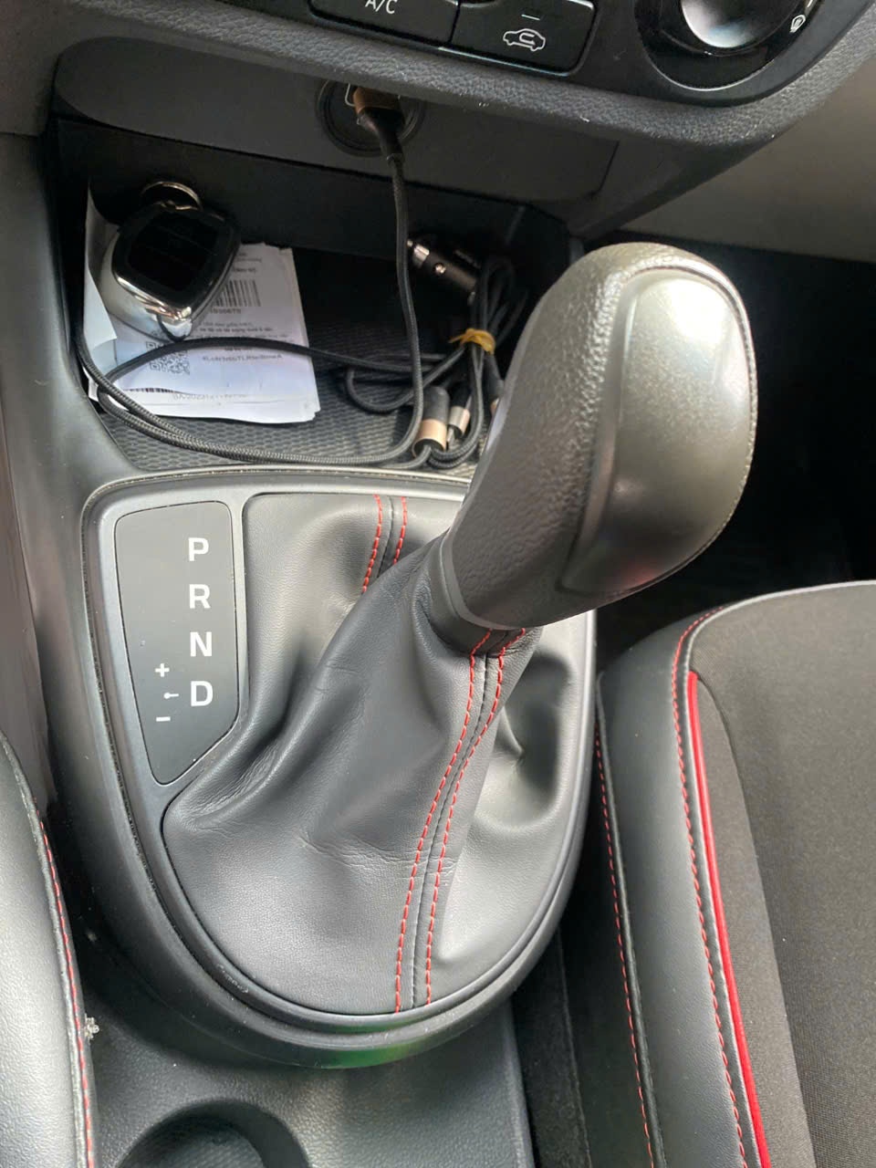 Hyundai I10 1.2 AT 2023 - Nội thất 1