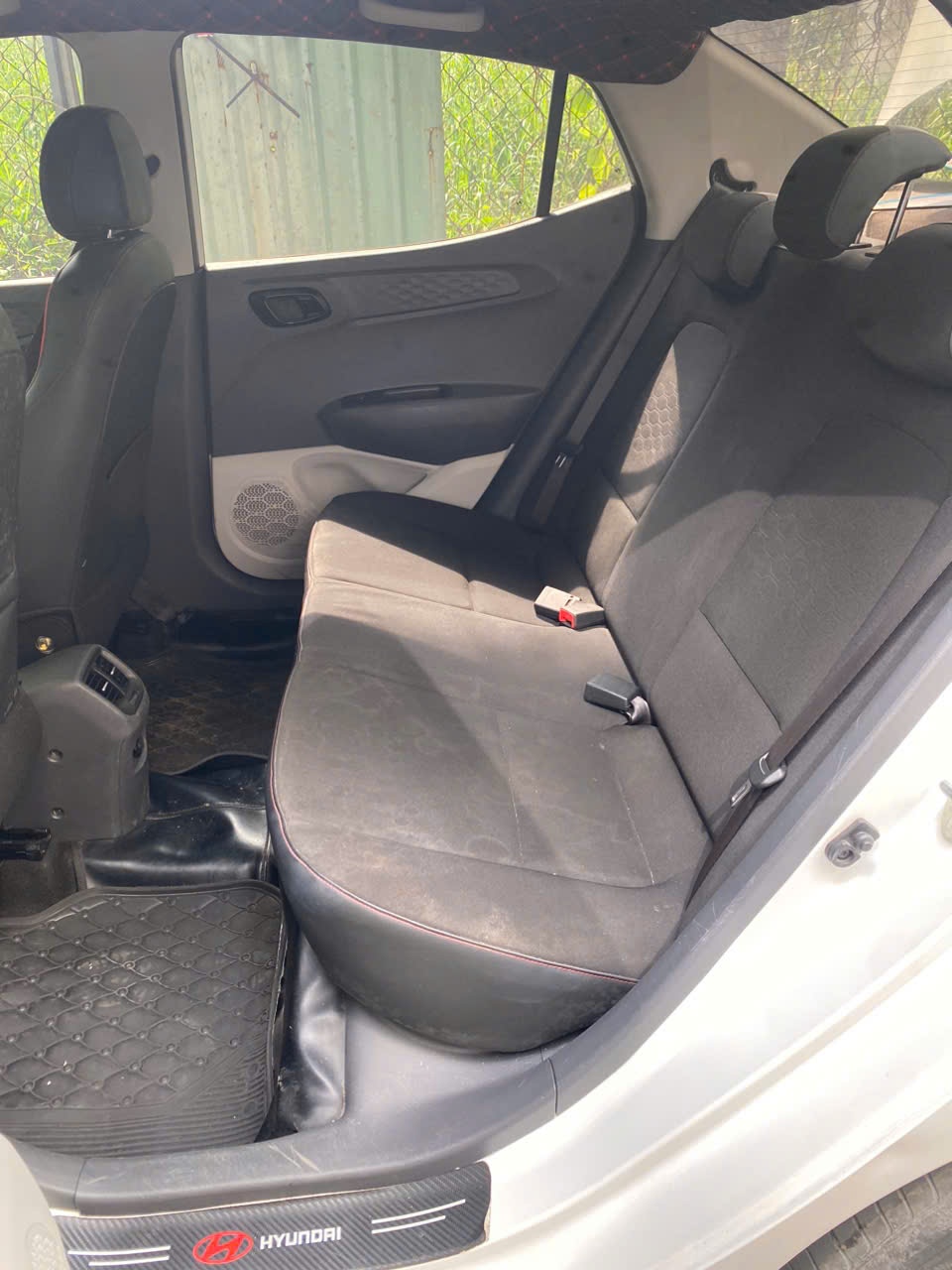Hyundai I10 1.2 AT 2023 - Nội thất 9