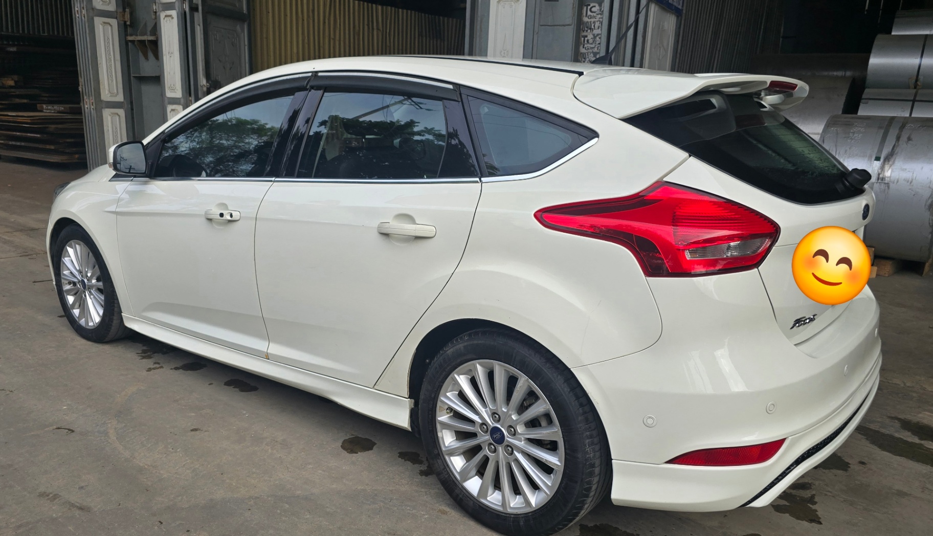 Ford Focus Sport 1.5L 2016 - Ngoại thất 5