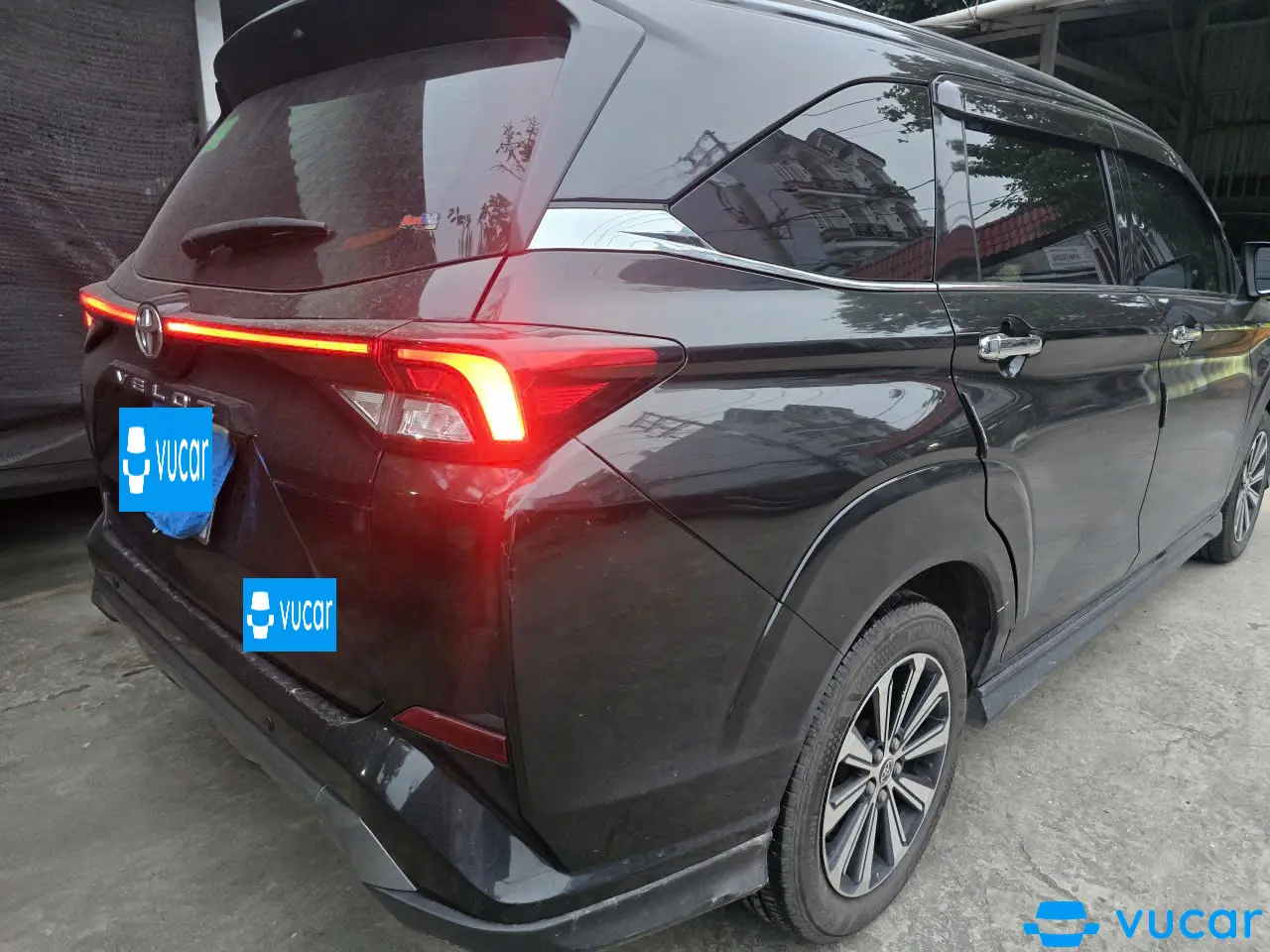 Toyota Veloz Cross 1.5 CVT 2023 - Ngoại thất 3