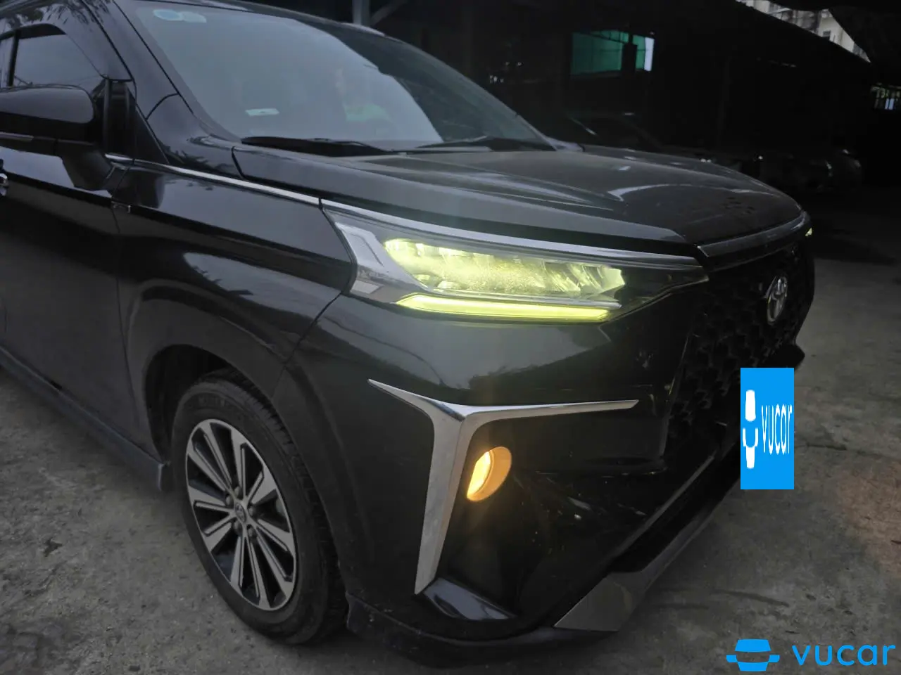 Toyota Veloz Cross 1.5 CVT 2023 - Ngoại thất 4