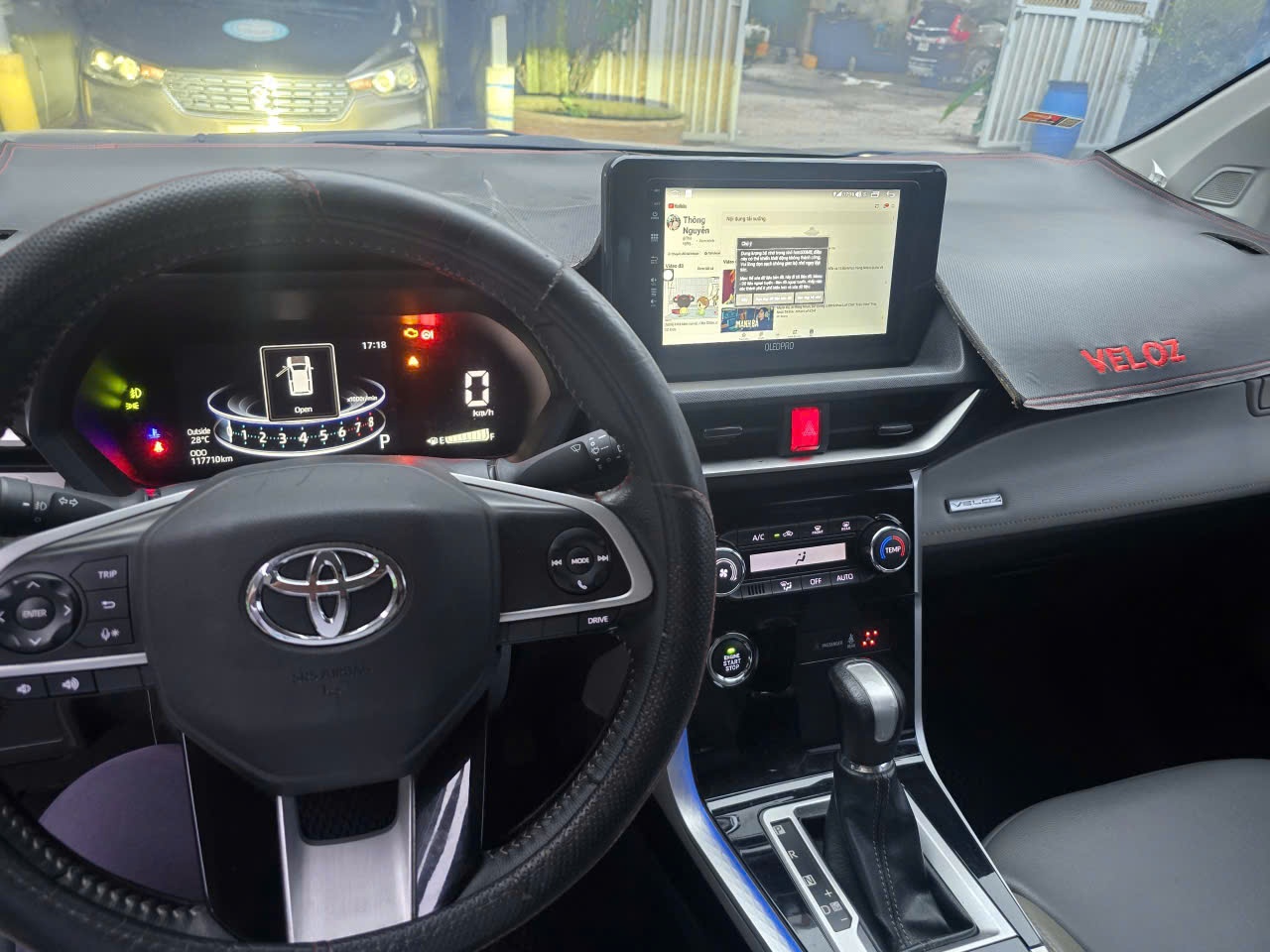 Toyota Veloz Cross 1.5 CVT 2023 - Nội thất 2