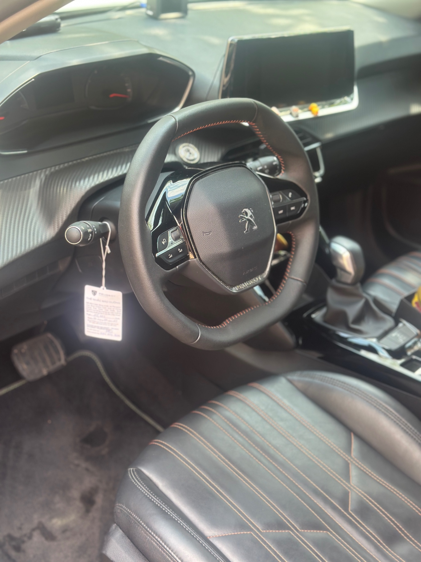Peugeot 2008 Active 1.2 AT 2024 - Nội thất 1