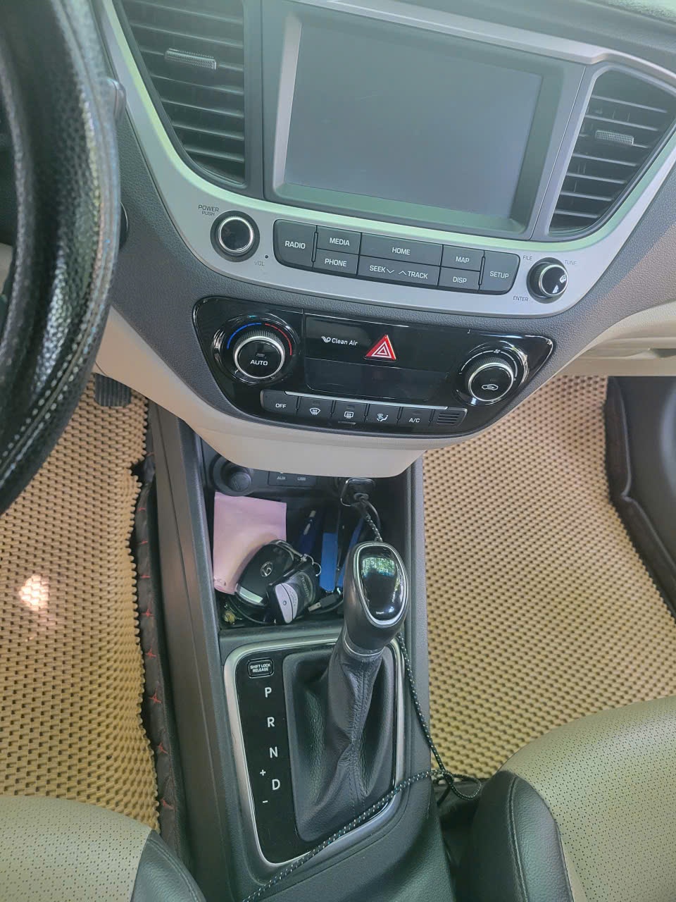 Hyundai Accent 1.4 ATH 2018 - Nội thất 3