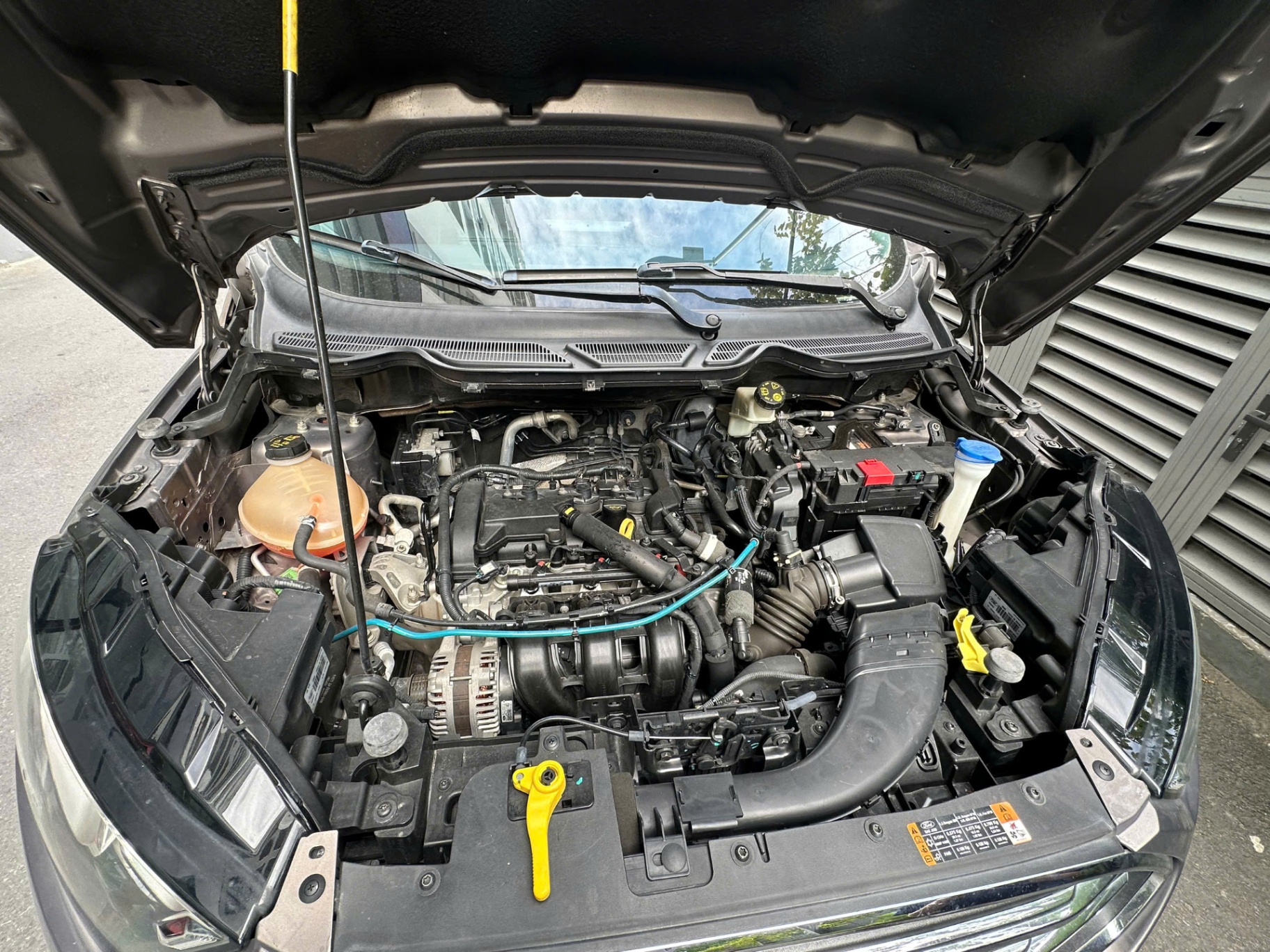 Ford Ecosport Titanium 1.5L AT 2019 - Khoang động cơ 1