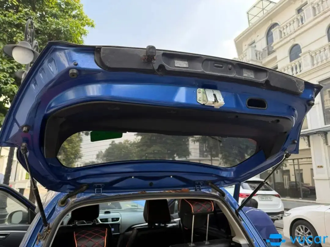 Suzuki Swift 1.4 AT 2017 - Ngoại thất 10